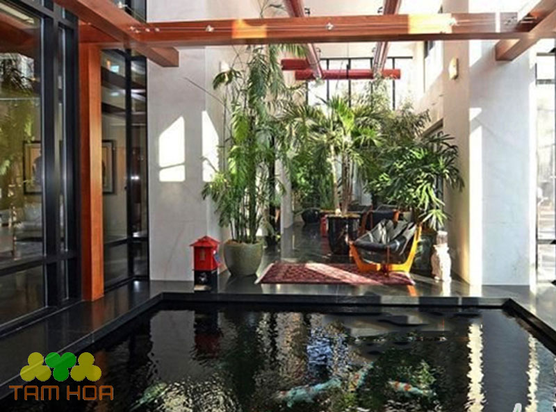 Hồ cá Koi trong nhà thể hiện độ chơi của chủ nhà