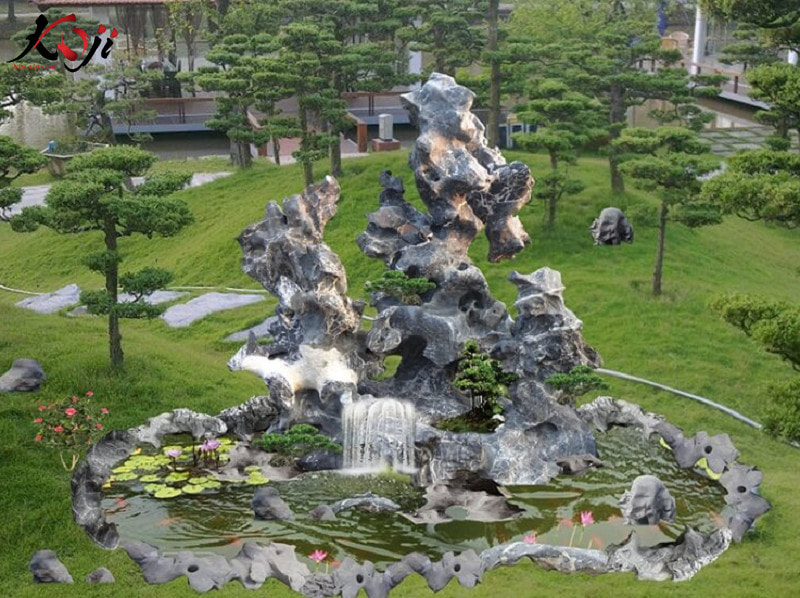 Các món đồ trang trí hồ cá ngoài trời được ưa chuộng nhất hiện nay