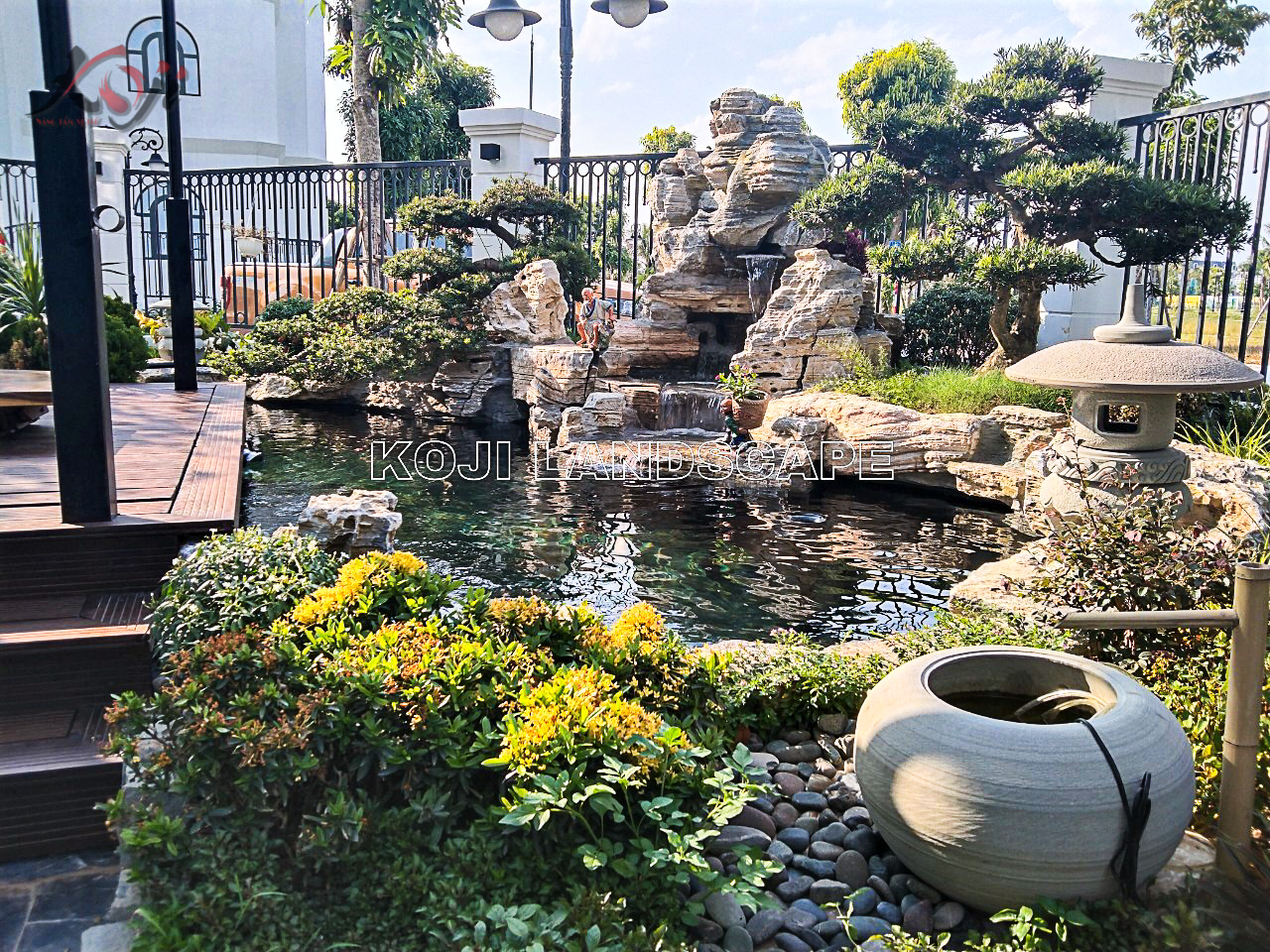 thiết kế sân vườn