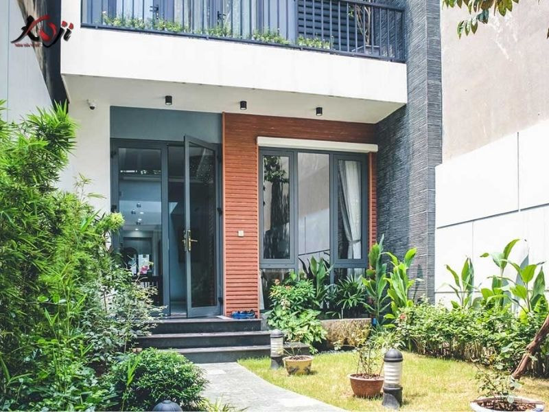 Thiết kế sân vườn nhà ống