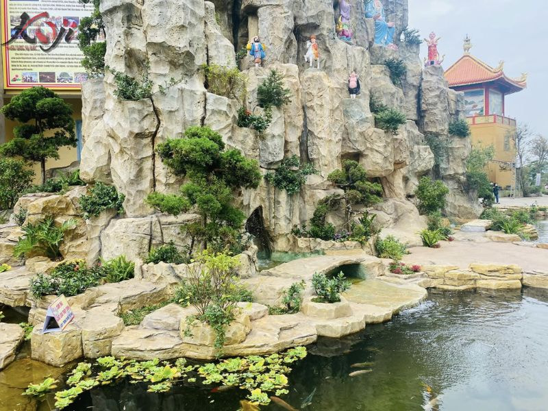 mẫu hòn non bộ ngoài trời