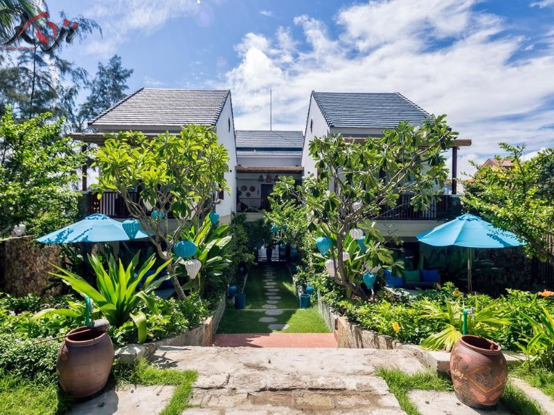 thiết kế sân vườn