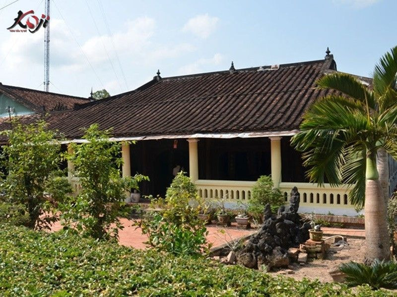 thiết kế sân vườn