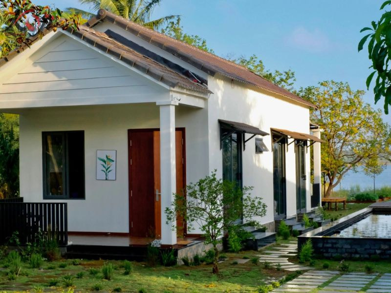 sân vườn sau nhà