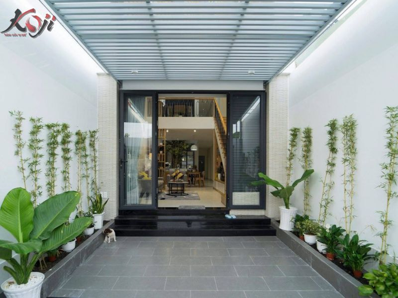 sân vườn sau nhà