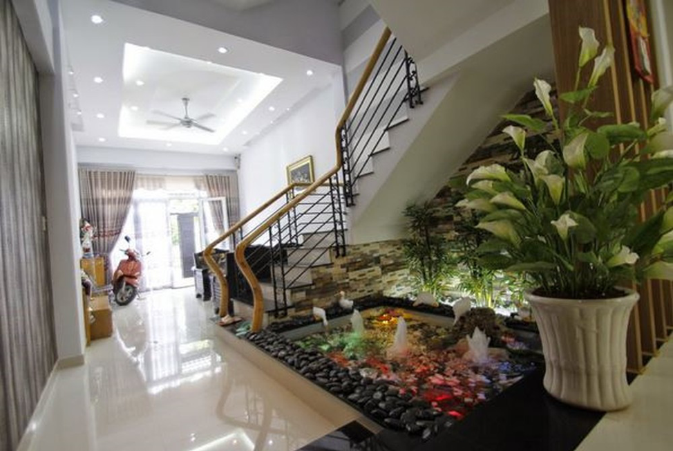 Hồ cá koi trong nhà
