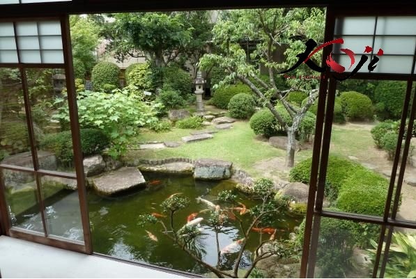 Sân vườn Nhật kết hợp hồ cá koi
