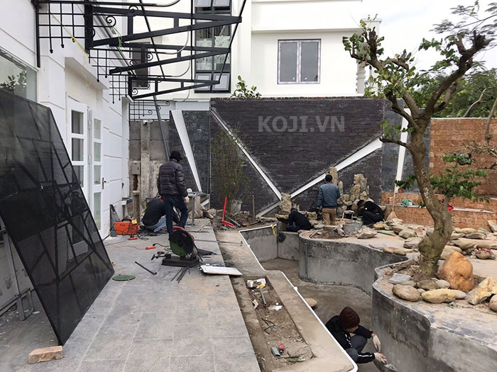 Dự án đang xây hồ cá koi