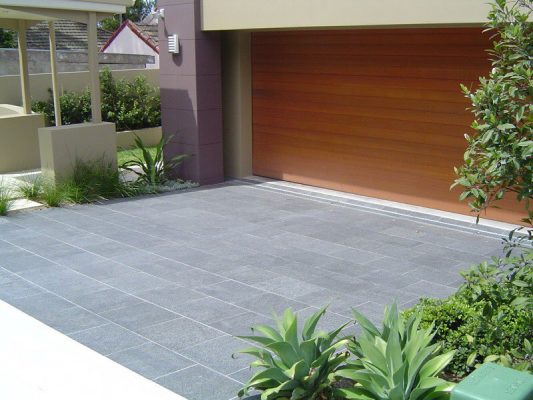 Đá bazan cao cấp dùng lát sân nhà