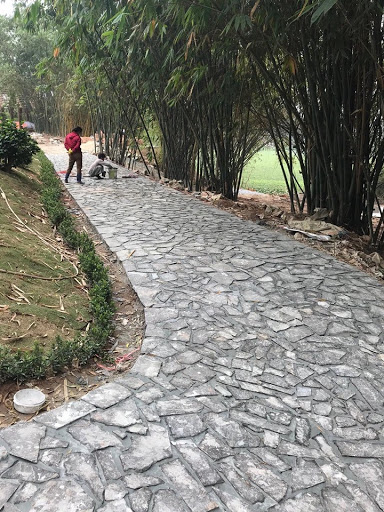 Đá chẻ ốp đường dạo trong khuôn viên nhà vườn