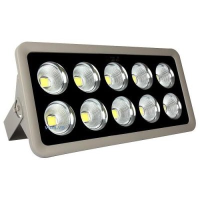 Đèn led cho không gian chiếu sáng lớn