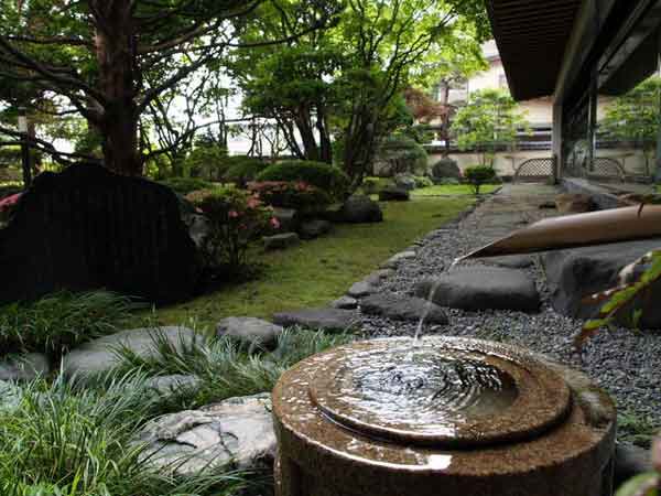 Mẫu thiết kế sân vườn Nhật Bản